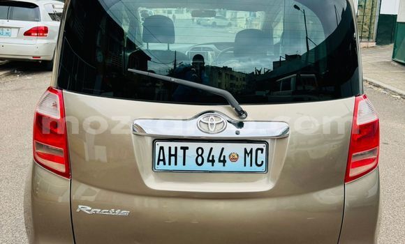 Tenga Tsaru Toyota Ractis Zvimwe Mota in Maputo in Maputo Tenga Tsaru Toyota Ractis Zvimwe Mota in Maputo in Maputo