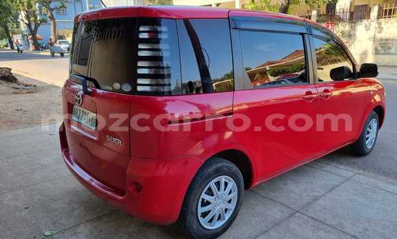 Tenga Tsaru Toyota Sienta Tsvuku Mota in Maputo in Maputo Tenga Tsaru Toyota Sienta Tsvuku Mota in Maputo in Maputo