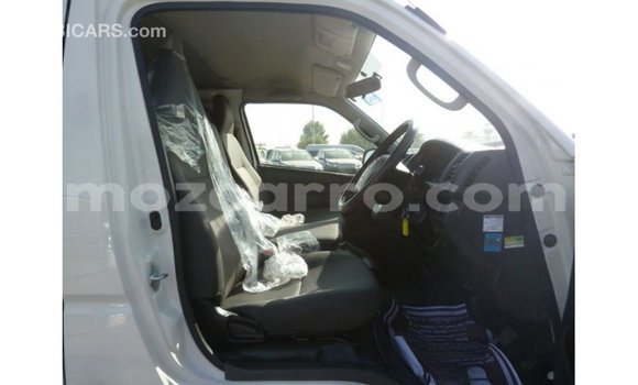Buy Import Toyota Hiace White Car in Import - Dubai in Cabo Delgado Buy Import Toyota Hiace White Car in Import - Dubai in Cabo Delgado