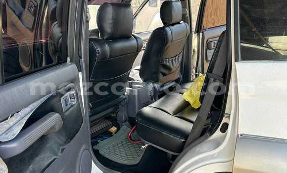 Comprar Usado Toyota Land Cruiser Prado Branco Carro em Maputo em Maputo Comprar Usado Toyota Land Cruiser Prado Branco Carro em Maputo em Maputo