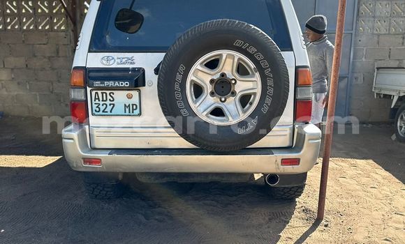 Comprar Usado Toyota Land Cruiser Prado Branco Carro em Maputo em Maputo Comprar Usado Toyota Land Cruiser Prado Branco Carro em Maputo em Maputo