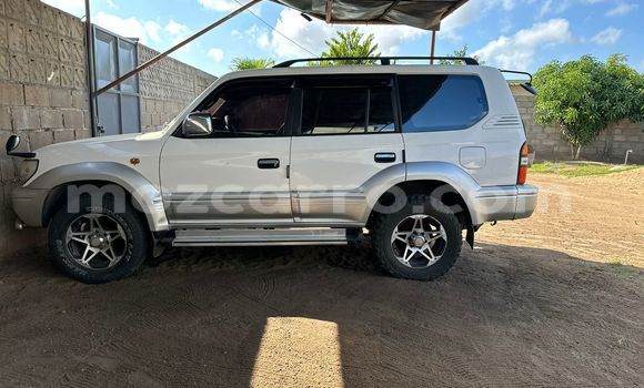 Comprar Usado Toyota Land Cruiser Prado Branco Carro em Maputo em Maputo Comprar Usado Toyota Land Cruiser Prado Branco Carro em Maputo em Maputo