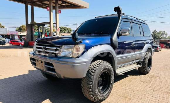 Buy Used Toyota Land Cruiser Prado Blue Car in Maputo in Maputo Buy Used Toyota Land Cruiser Prado Blue Car in Maputo in Maputo