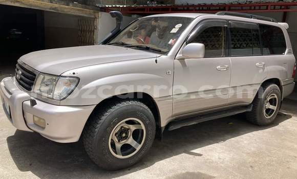 Nunua Ilio tumika Toyota Land Cruiser Nyingine Gari ndani ya Maputo nchini Maputo Nunua Ilio tumika Toyota Land Cruiser Nyingine Gari ndani ya Maputo nchini Maputo