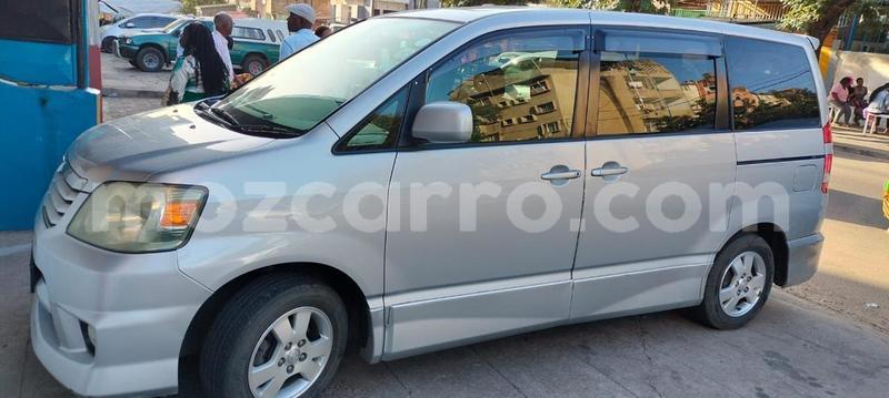 Big with watermark toyota noah maputo maputo 28323