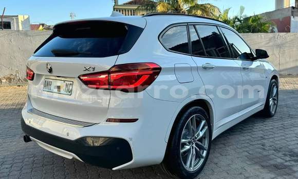 Nunua Ilio tumika BMW X3 Nyeupe Gari ndani ya Maputo nchini Maputo Nunua Ilio tumika BMW X3 Nyeupe Gari ndani ya Maputo nchini Maputo