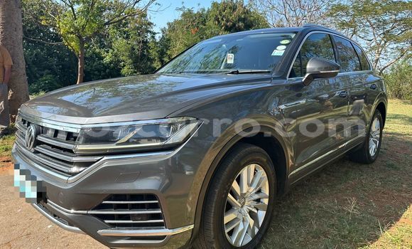 Comprar Novo Volkswagen Touareg Prata Carro em Maputo em Maputo Comprar Novo Volkswagen Touareg Prata Carro em Maputo em Maputo