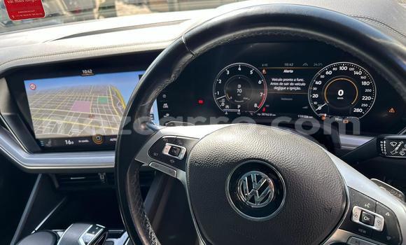Comprar Novo Volkswagen Touareg Prata Carro em Maputo em Maputo Comprar Novo Volkswagen Touareg Prata Carro em Maputo em Maputo