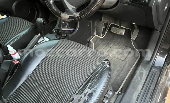 Nunua Ilio tumika Kia Sorento Nyeusi Gari ndani ya Maputo nchini Maputo Nunua Ilio tumika Kia Sorento Nyeusi Gari ndani ya Maputo nchini Maputo