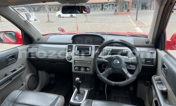 Tenga Tsaru Nissan X-Trail Tsvuku Mota in Maputo in Maputo Tenga Tsaru Nissan X-Trail Tsvuku Mota in Maputo in Maputo