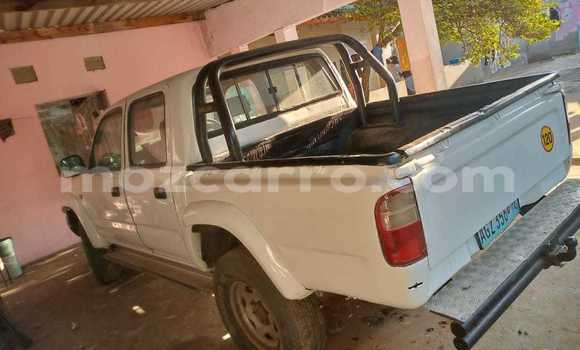 Comprar Usado Toyota Hilux Branco Carro em Maputo em Maputo Comprar Usado Toyota Hilux Branco Carro em Maputo em Maputo