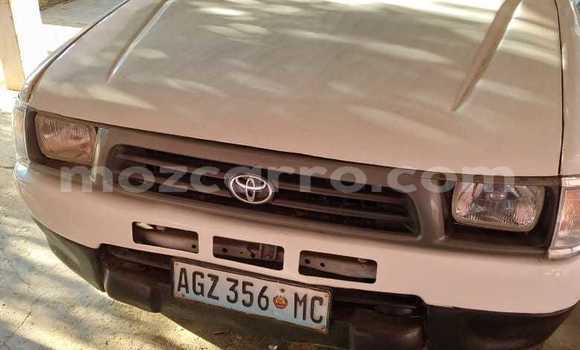 Comprar Usado Toyota Hilux Branco Carro em Maputo em Maputo Comprar Usado Toyota Hilux Branco Carro em Maputo em Maputo