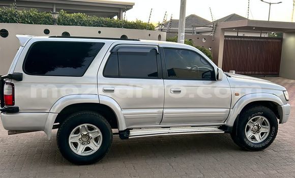 Nunua Ilio tumika Toyota Hilux Surf Nyingine Gari ndani ya Maputo nchini Maputo