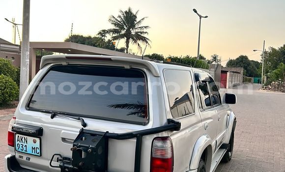Comprar Usado Toyota Hilux Surf De outros Carro em Maputo em Maputo Comprar Usado Toyota Hilux Surf De outros Carro em Maputo em Maputo