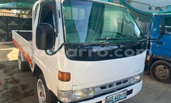 Tenga Tsaru Toyota HiAce Chena Rori in Maputo in Maputo Tenga Tsaru Toyota HiAce Chena Rori in Maputo in Maputo