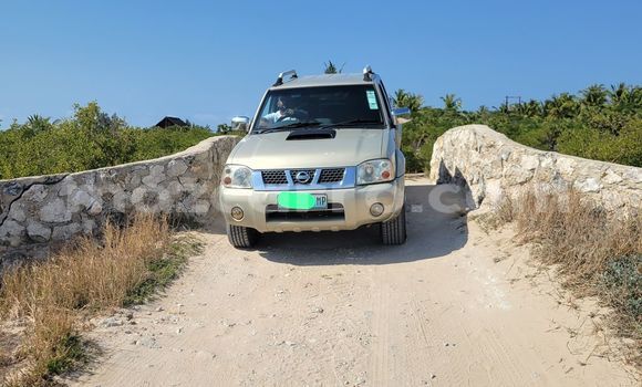Nunua Ilio tumika Nissan Hardbody Brown Gari ndani ya Maputo nchini Maputo Nunua Ilio tumika Nissan Hardbody Brown Gari ndani ya Maputo nchini Maputo