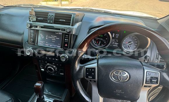 Buy Used Toyota Land Cruiser Prado White Car in Maputo in Maputo Buy Used Toyota Land Cruiser Prado White Car in Maputo in Maputo
