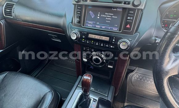 Buy Used Toyota Land Cruiser Prado White Car in Maputo in Maputo Buy Used Toyota Land Cruiser Prado White Car in Maputo in Maputo