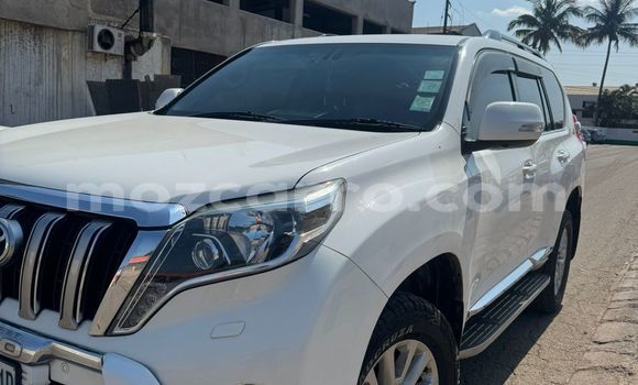 Buy Used Toyota Land Cruiser Prado White Car in Maputo in Maputo Buy Used Toyota Land Cruiser Prado White Car in Maputo in Maputo