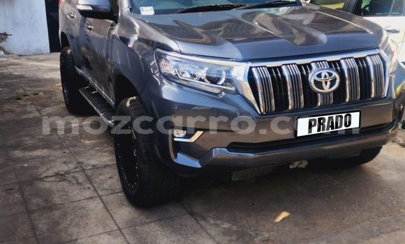 Nunua Ilio tumika Toyota Land Cruiser Prado Nyeusi Gari ndani ya Maputo nchini Maputo
