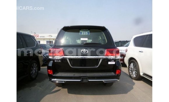 Nunua Imported Toyota Land Cruiser Nyeusi Gari ndani ya Import - Dubai nchini Cabo Delgado Nunua Imported Toyota Land Cruiser Nyeusi Gari ndani ya Import - Dubai nchini Cabo Delgado