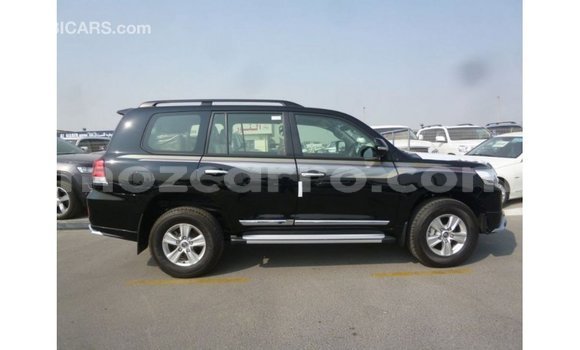 Nunua Imported Toyota Land Cruiser Nyeusi Gari ndani ya Import - Dubai nchini Cabo Delgado Nunua Imported Toyota Land Cruiser Nyeusi Gari ndani ya Import - Dubai nchini Cabo Delgado