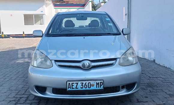 Nunua Ilio tumika Toyota Platz Fedha Gari ndani ya Maputo nchini Maputo Nunua Ilio tumika Toyota Platz Fedha Gari ndani ya Maputo nchini Maputo