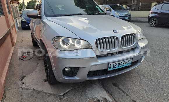 Nunua Ilio tumika BMW X5 Fedha Gari ndani ya Maputo nchini Maputo