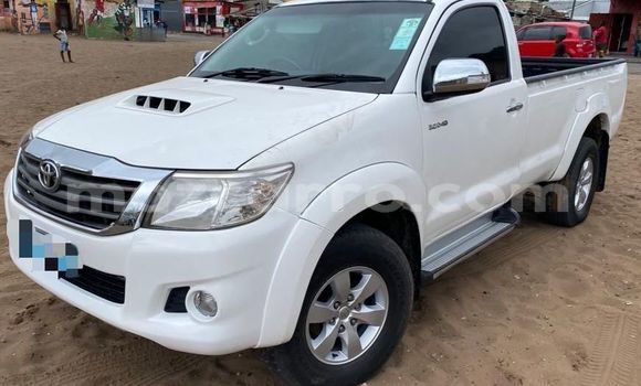 Buy Used Toyota Hilux White Car in Maputo in Maputo Buy Used Toyota Hilux White Car in Maputo in Maputo