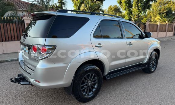 Comprar Usado Toyota Fortuner De outros Carro em Maputo em Maputo Comprar Usado Toyota Fortuner De outros Carro em Maputo em Maputo