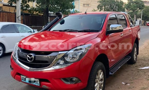 Nunua Ilio tumika Mazda Capella Nyekundu Gari ndani ya Maputo nchini Maputo Nunua Ilio tumika Mazda Capella Nyekundu Gari ndani ya Maputo nchini Maputo