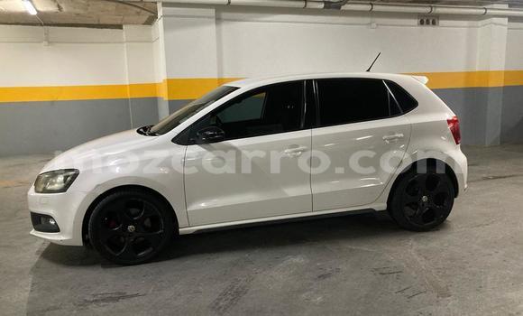 Nunua Ilio tumika Ultima GTR Nyeupe Gari ndani ya Maputo nchini Maputo Nunua Ilio tumika Ultima GTR Nyeupe Gari ndani ya Maputo nchini Maputo