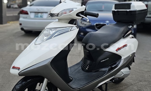 Buy Used Honda S660 White Car in Maputo in Maputo