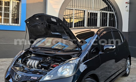 Nunua Ilio tumika Honda Fit Nyeusi Gari ndani ya Maputo nchini Maputo Nunua Ilio tumika Honda Fit Nyeusi Gari ndani ya Maputo nchini Maputo