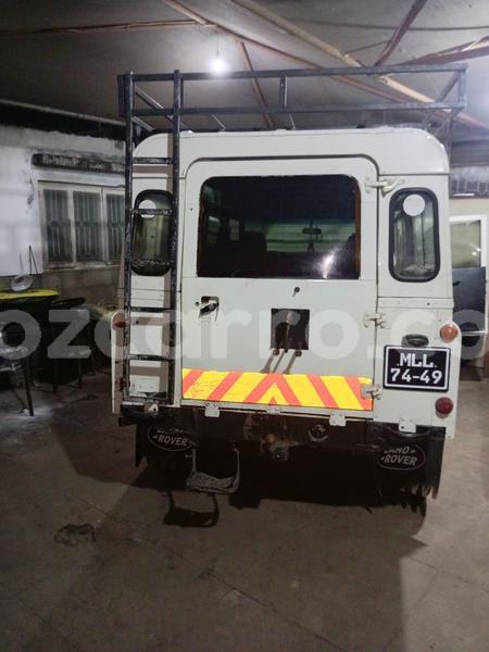 Big with watermark land rover defender maputo maputo 28423