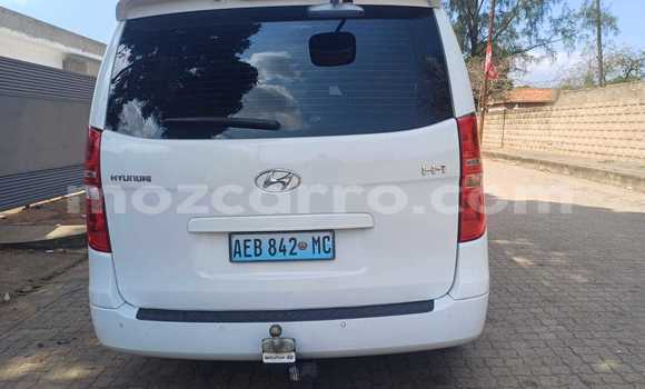 Nunua Ilio tumika Hyundai H1 Nyeupe Gari ndani ya Maputo nchini Maputo Nunua Ilio tumika Hyundai H1 Nyeupe Gari ndani ya Maputo nchini Maputo