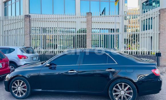 Comprar Usado Toyota Mark X Preto Carro em Maputo em Maputo Comprar Usado Toyota Mark X Preto Carro em Maputo em Maputo
