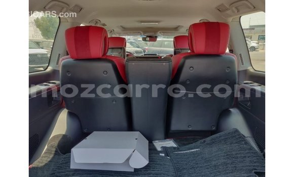 Comprar Importar Toyota Land Cruiser Preto Carro em Import - Dubai em Cabo Delgado Comprar Importar Toyota Land Cruiser Preto Carro em Import - Dubai em Cabo Delgado