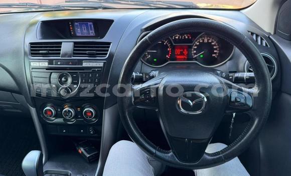 Comprar Usado Mazda BT-50 De outros Carro em Maputo em Maputo Comprar Usado Mazda BT-50 De outros Carro em Maputo em Maputo