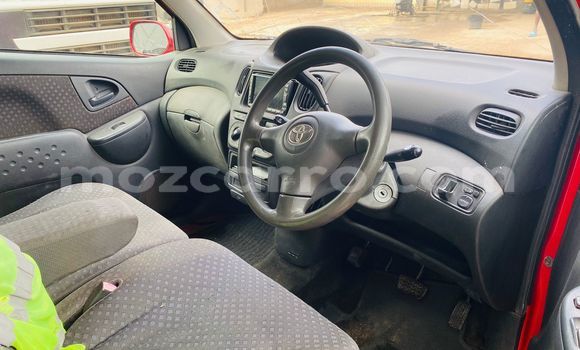 Comprar Usado Toyota FunCargo Vermelho Carro em Maputo em Maputo Comprar Usado Toyota FunCargo Vermelho Carro em Maputo em Maputo