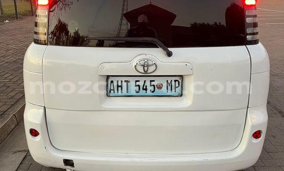 Comprar Usado Toyota Sienta Branco Carro em Maputo em Maputo Comprar Usado Toyota Sienta Branco Carro em Maputo em Maputo