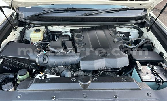 Nunua Ilio tumika Toyota Prado Nyeupe Gari ndani ya Maputo nchini Maputo Nunua Ilio tumika Toyota Prado Nyeupe Gari ndani ya Maputo nchini Maputo