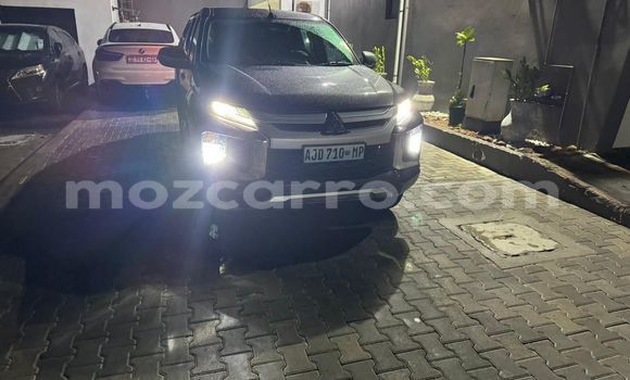 Comprar Novo Mitsubishi Triton Prata Carro em Maputo em Maputo Comprar Novo Mitsubishi Triton Prata Carro em Maputo em Maputo