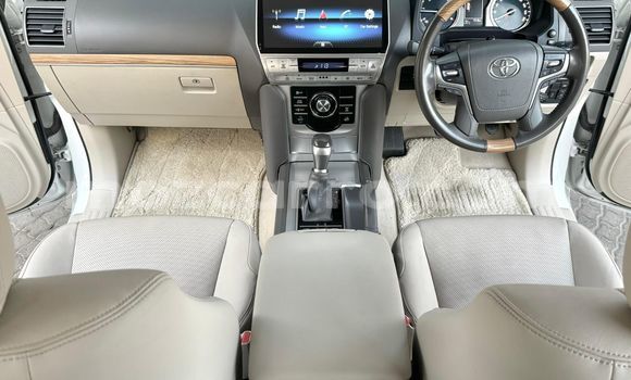 Buy Used Toyota Prado White Car in Maputo in Maputo Buy Used Toyota Prado White Car in Maputo in Maputo