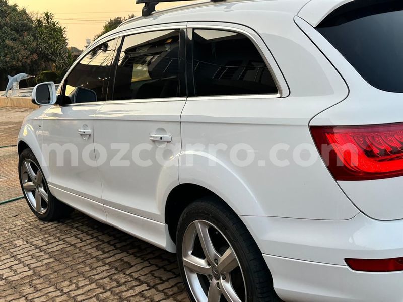 Big with watermark audi q7 maputo maputo 28477