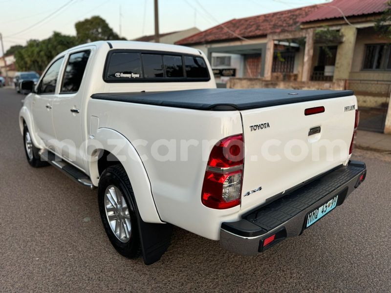 Big with watermark toyota hilux maputo maputo 28479