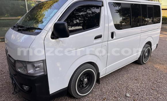Comprar Usado Toyota Hiace Branco Carro em Maputo em Maputo Comprar Usado Toyota Hiace Branco Carro em Maputo em Maputo