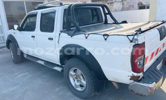 Nunua Ilio tumika Nissan Hardbody Nyeupe Gari ndani ya Maputo nchini Maputo Nunua Ilio tumika Nissan Hardbody Nyeupe Gari ndani ya Maputo nchini Maputo