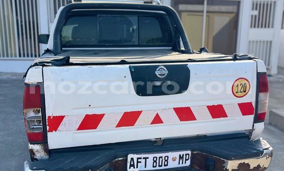 Nunua Ilio tumika Nissan Hardbody Nyeupe Gari ndani ya Maputo nchini Maputo Nunua Ilio tumika Nissan Hardbody Nyeupe Gari ndani ya Maputo nchini Maputo