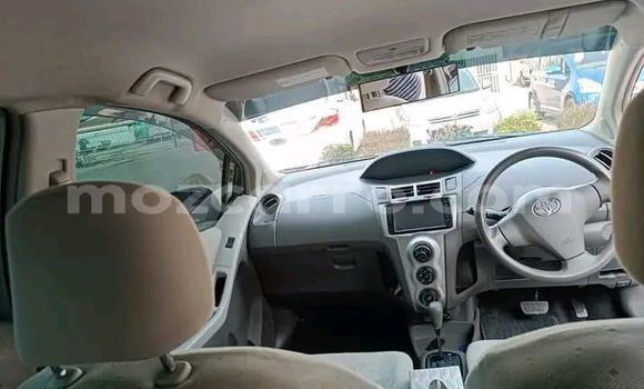 Buy Used Toyota Vitz Blue Car in Maputo in Maputo Buy Used Toyota Vitz Blue Car in Maputo in Maputo